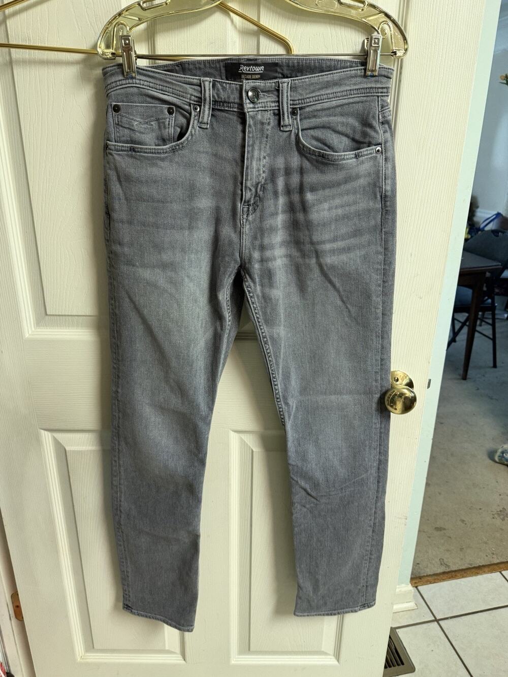 REVTOWN Automatic Jeans Men's 32x29 Cotton Blend Stretch Straight Denim Gray